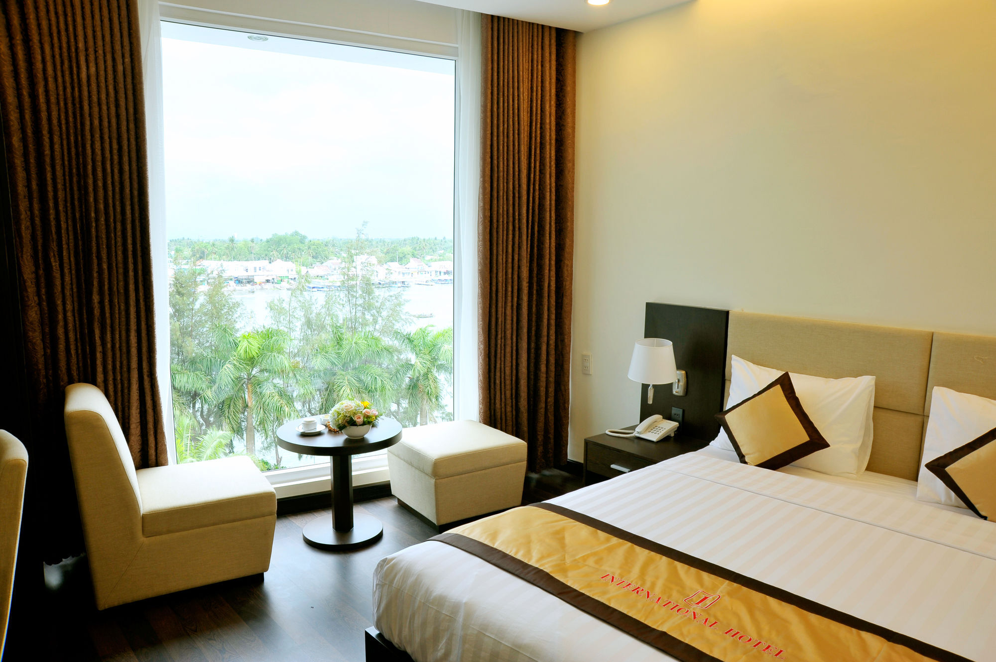 International Hotel Cần Thơ Zewnętrze zdjęcie