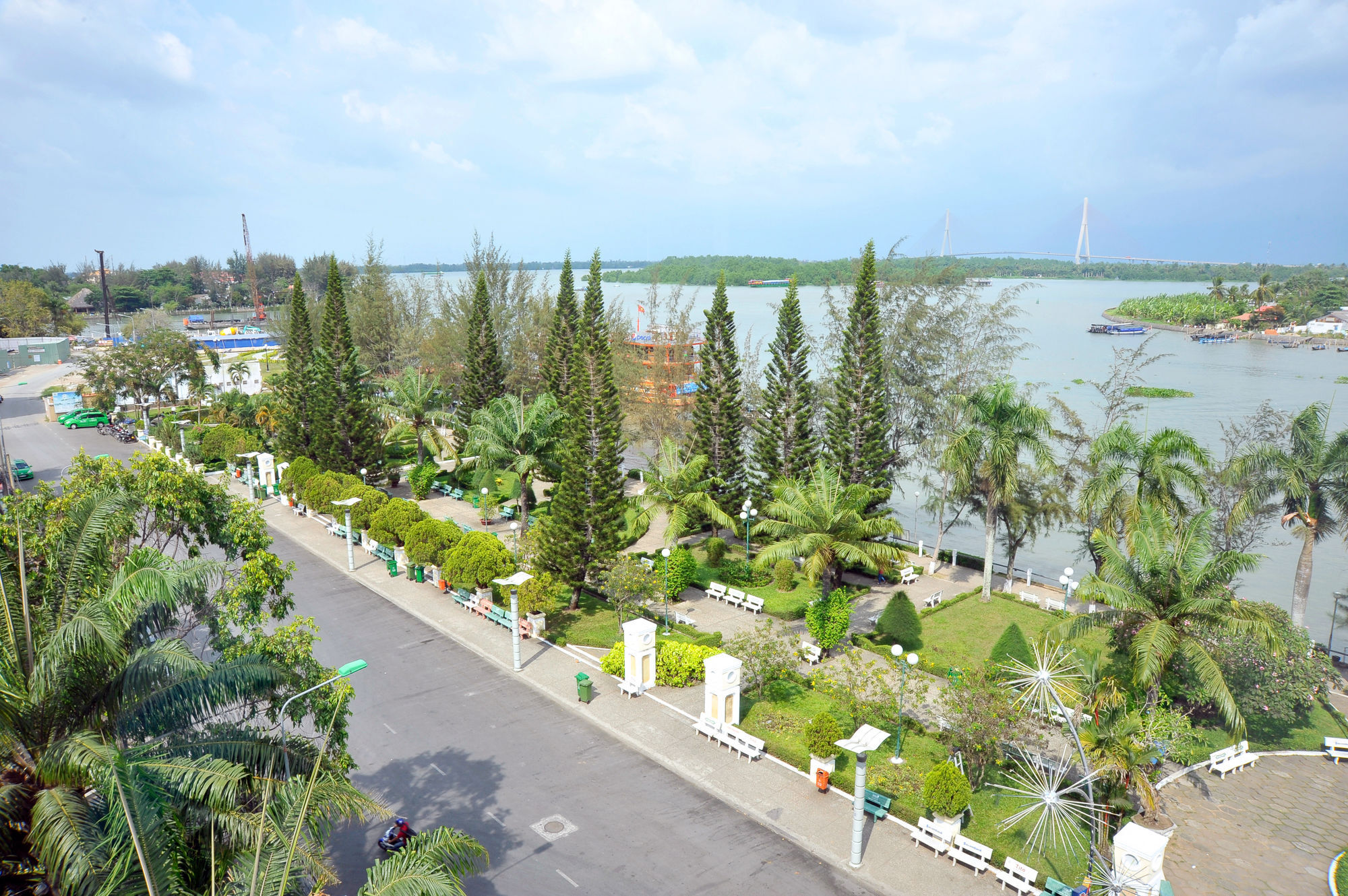 International Hotel Cần Thơ Zewnętrze zdjęcie