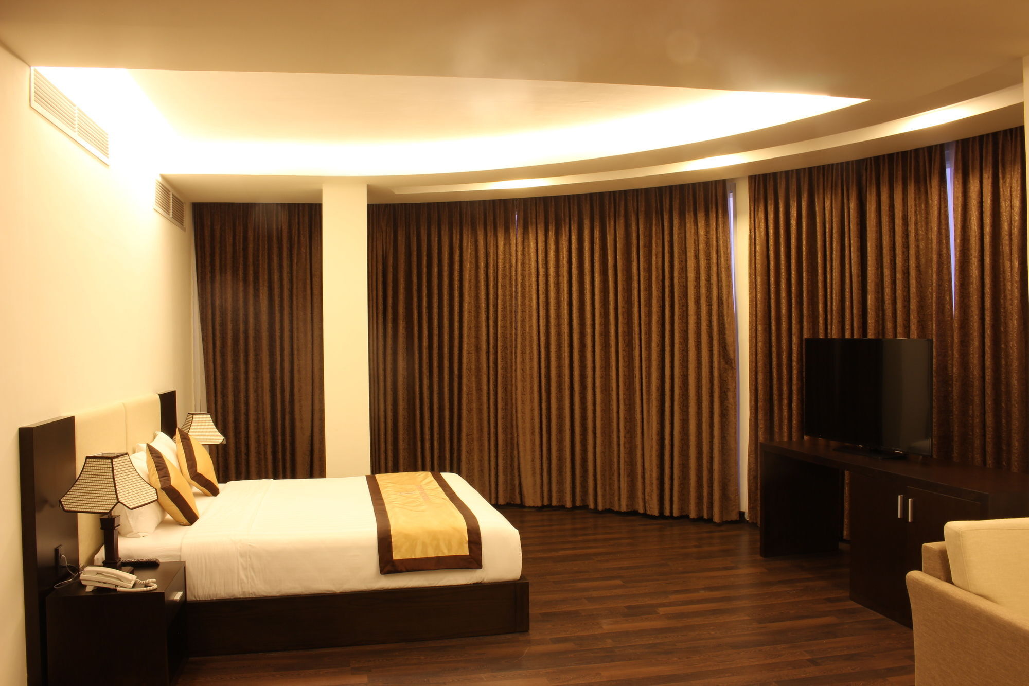 International Hotel Cần Thơ Zewnętrze zdjęcie